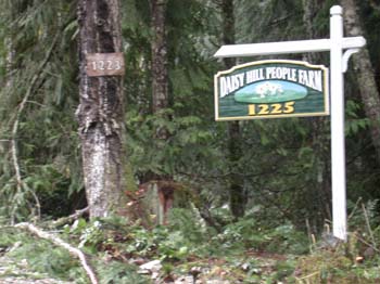 Daisy Hill People Farm sign